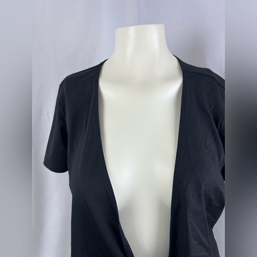 Victoria’s Secret Pink Ultimate Fitted Open Tie Waist Yoga Crop Top Black Medium - Picture 6 of 12